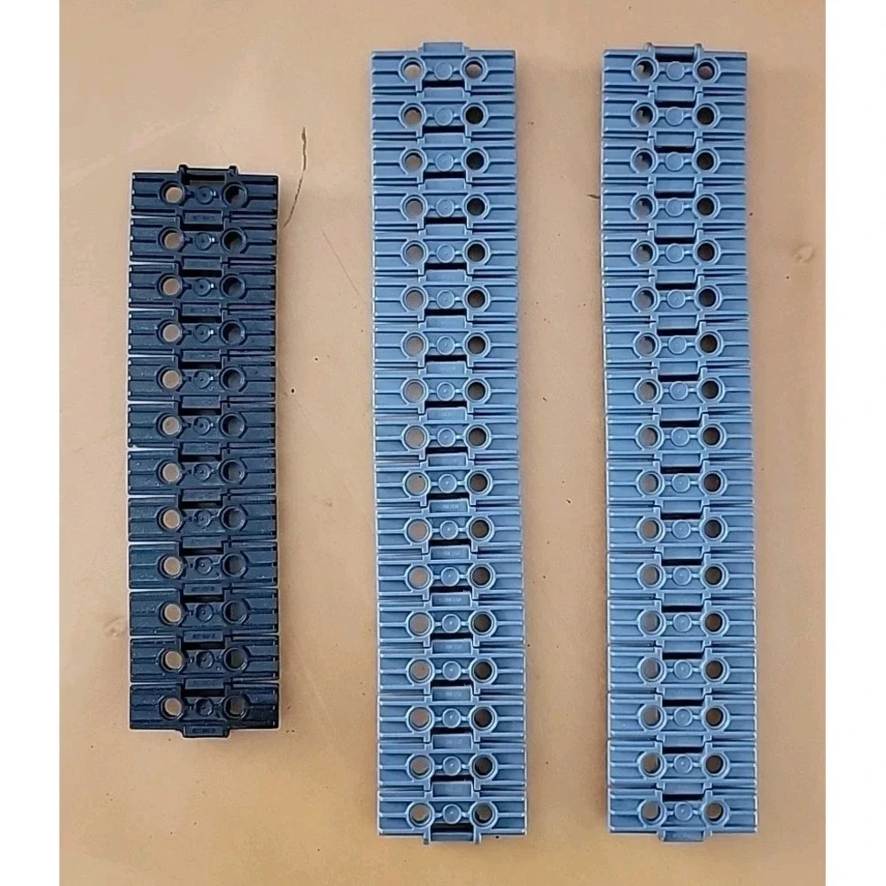 LEGO Technic Two Pin Holes Parts Tank Track Grey/Black Lot Of (46) Pieces #57518